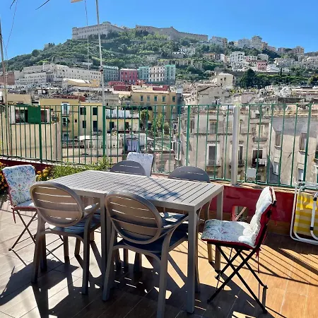 Toledo Penthouse * Neapel